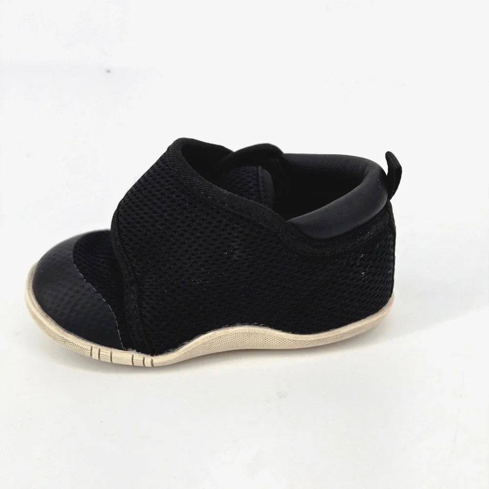 Stonz Cruiser Baby Shoes Black 18-24 M Size 6 Vegan Wide Toe Box Sneakers GUC